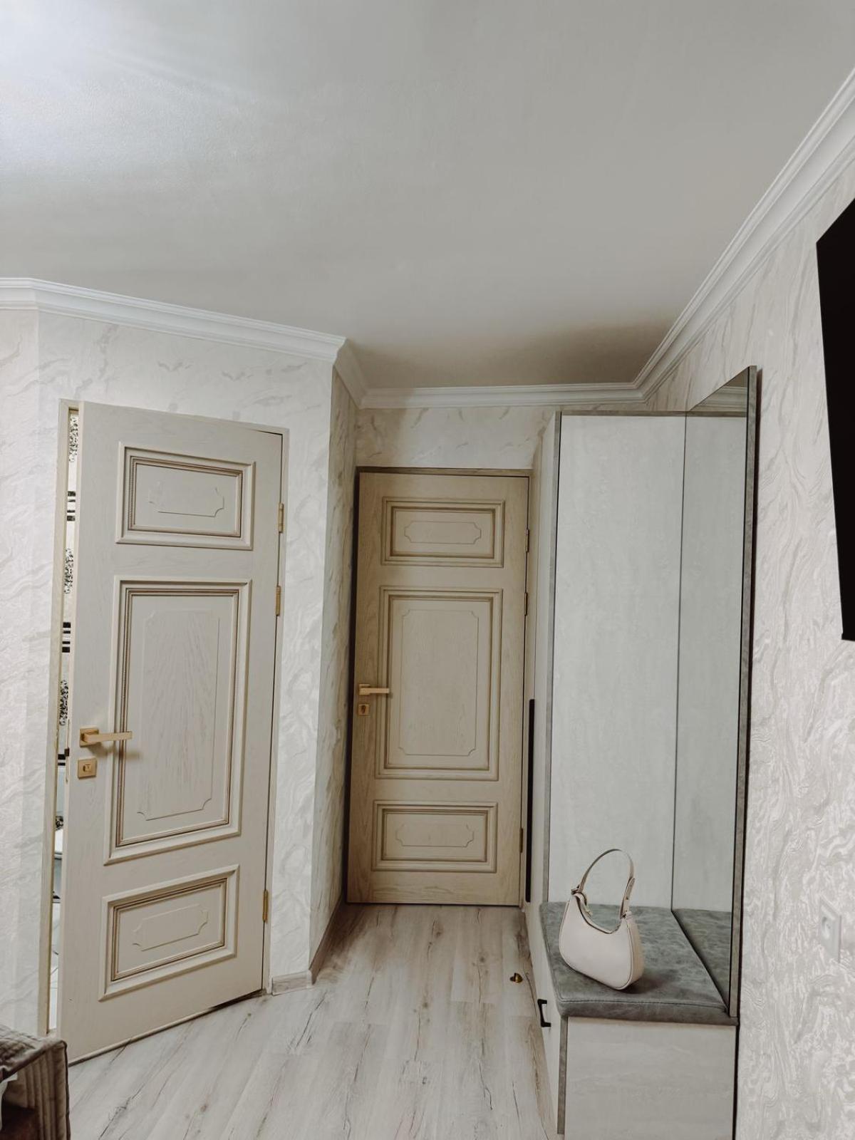 Yerevan Hotel Habitación foto